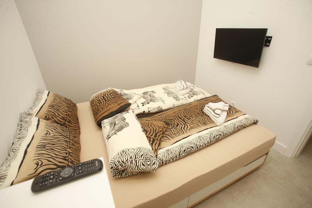 Tramvaj Apartments Belgrado Buitenkant foto