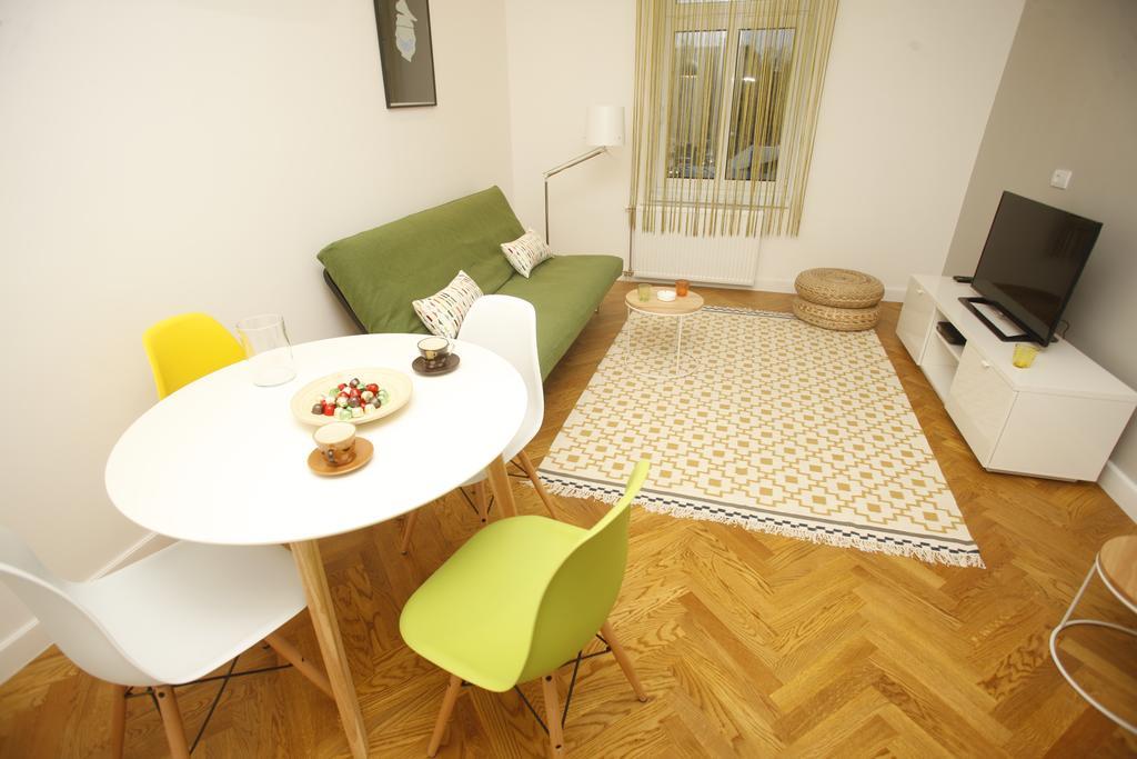 Tramvaj Apartments Belgrado Buitenkant foto